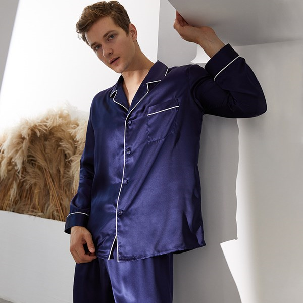 Roseward Men Silk Pajamas: Highlighting The Quality Of Life